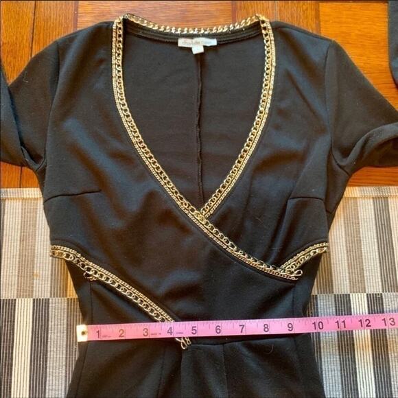 𝅺CHARLOTTE RUSSE Bodycon Black Gold Chain Side Cut Out Dress Size Small - Picture 5 of 8